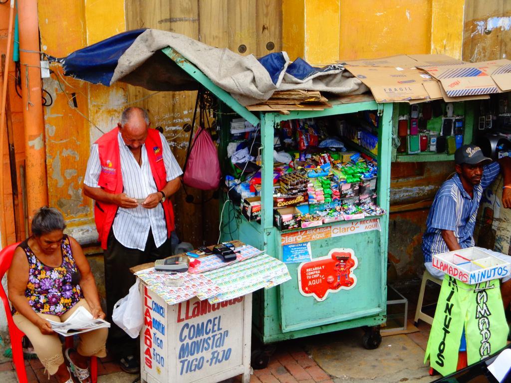 Bourbon St Hostal Boutique Cartagena Екстер'єр фото