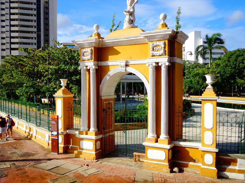 Bourbon St Hostal Boutique Cartagena Екстер'єр фото